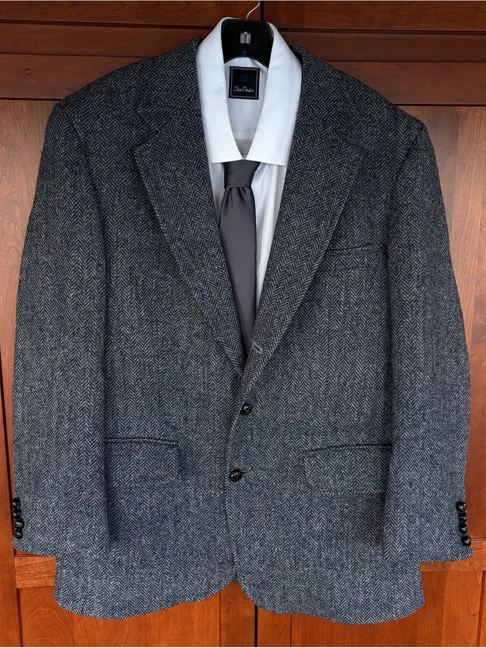 Men's Gray Herringbone Sport Coat Blazer - Classic Tailored Style
